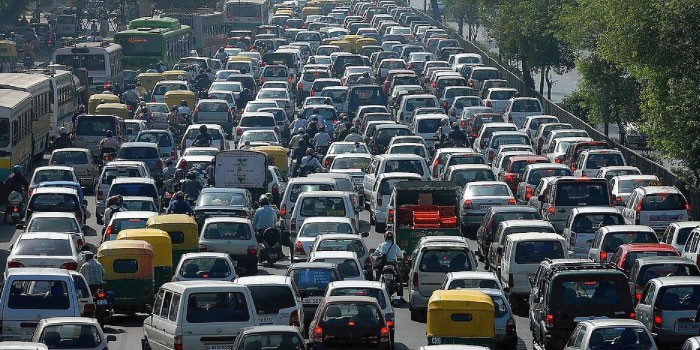 「渋滞」と「混雑」の違いは?