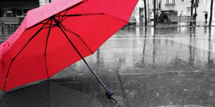 「雨傘」と「日傘」の違いは?