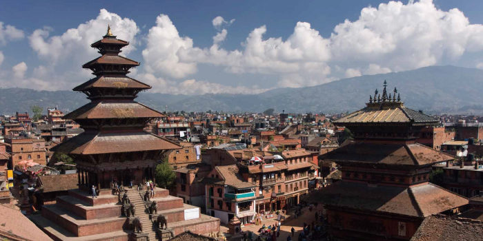 「ネパール」と「ブータン」の違いは?